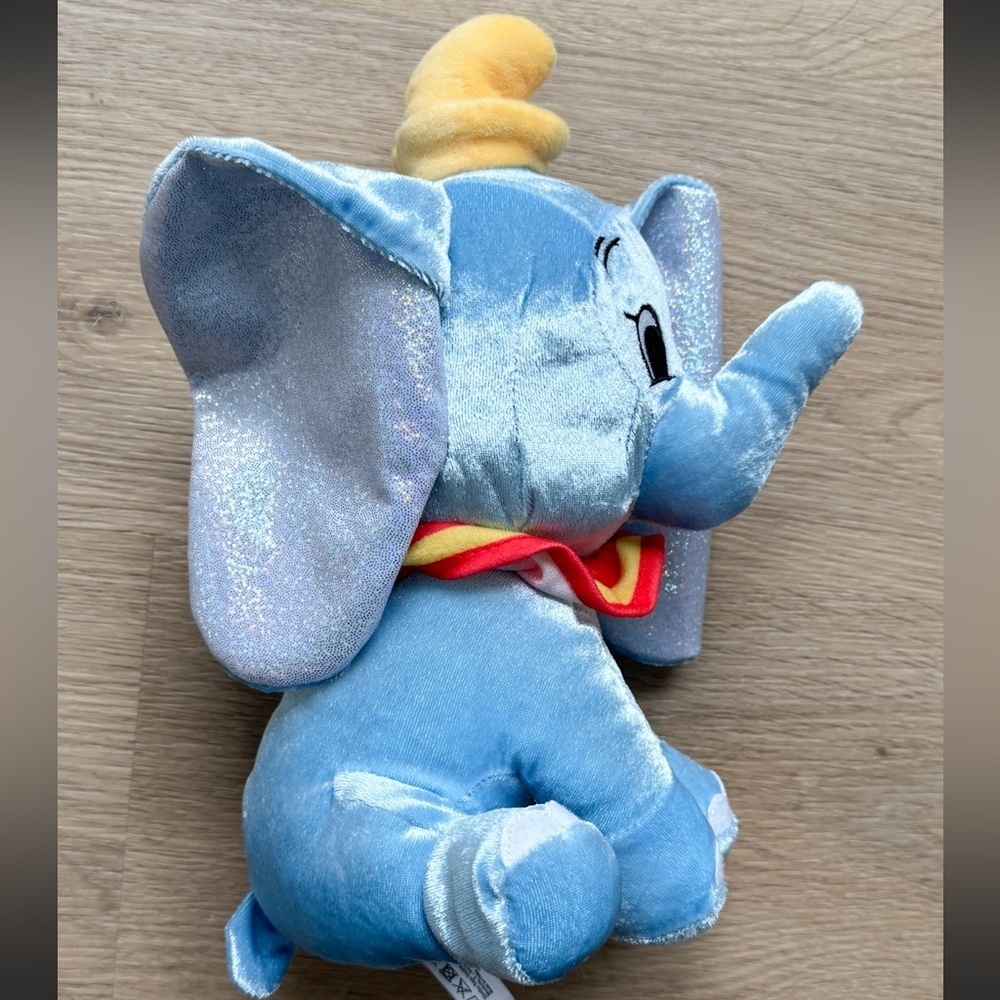 Dumbo the Elephant Platinum 100th Anniversary Disney Simba Toys Plush 11” - Picture 8 of 12